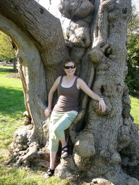 Annie at the tree.JPG